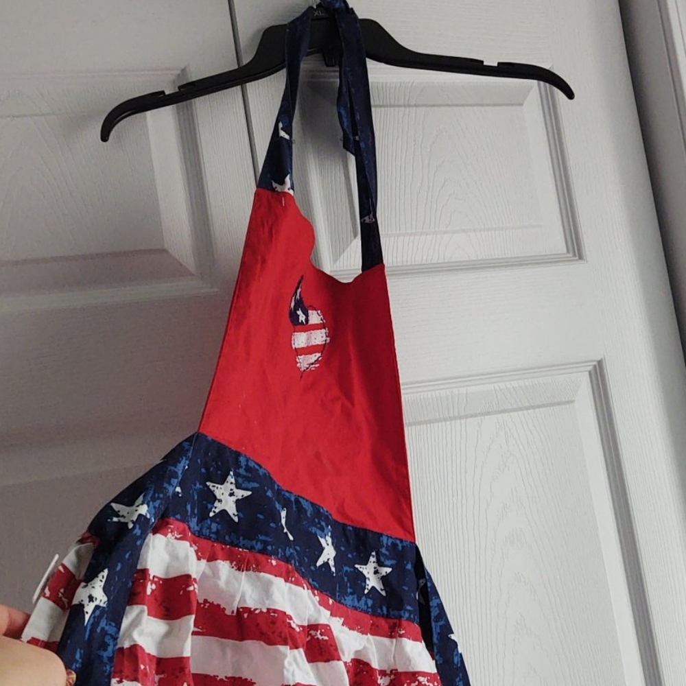 🐾 2 for $15 perfect companion to Patriotic owl pat!!Kay Dee Patriotic Apron!